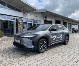 TOYOTA BZ4X TEAMPLAYER *TOP*