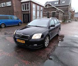AVENSIS 2.4 VVTI LINEA LUNA