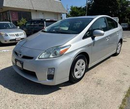 2011 TOYOTA PRIUS THREE HYBRID ** 143,110 MILES ** 1 OWNER