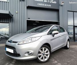 VOLKSWAGEN POLO FORD FIESTA 1.4 TDCI 68CV / GHIA - CLIM AUTO - RÉGUL. VIT - RADAR REC