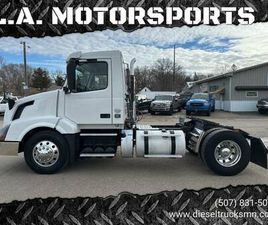 2015 VOLVO VNL DAY CAB X15 CUMMINS EATON FULLER 10 SPEED RWD 379K