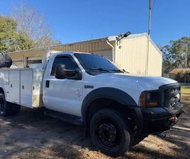 2006 FORD F-550 SUPER DUTY 4X2 2DR REGULAR CAB 140.8 200.8 IN. WB