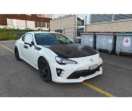 TOYOTA GT86 D-4S SPORT