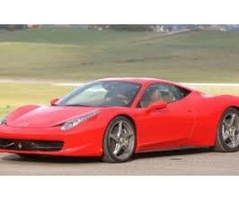 FERRARI 458 ITALIA 1