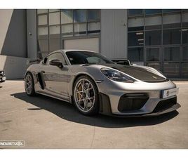 PORSCHE 718 CAYMAN GT4 RS