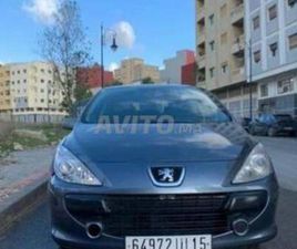 VOITURE ENCORE TRÈS PROPRE