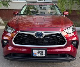 TOYOTA HIGHLANDER AN. 2020