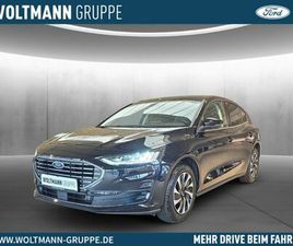 FORD FOCUS TITANIUM EL. PANODACH NAVI LED ACC APPLE C