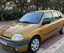 RENAULT - CLIO