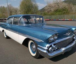 CHEVROLET BISCAYNE 4-DOOR SEDAN OLDTIMER
