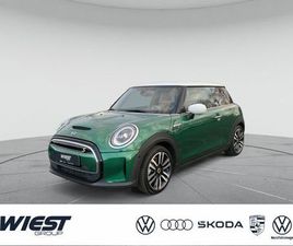 MINI COOPER SE CLASSIC TRIM HUD PANO RFK PDC TEMPOMAT
