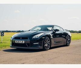 3.8 V6 PREMIUM BLACK AUTO 4WD EURO 5 2DR