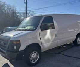2011 FORD E150