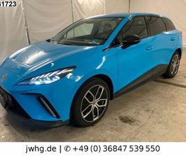 MG 360 MG4 LUXURY LEDER NAVI 360°KAM ACC WÄRMEP