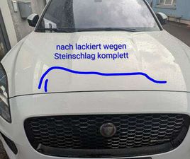 E-PACE P200 AWD AUT. CHEQUERED FLAG