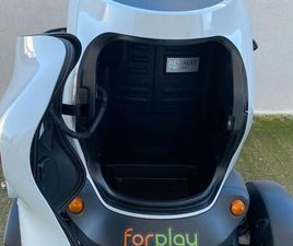 RENAULT TWIZY 80 RENAULT TWIZY 80 CARGO ELETTRICO - BATT. PROP.