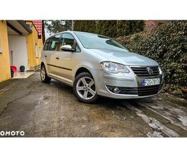 VOLKSWAGEN TOURAN 1.6 BASIS