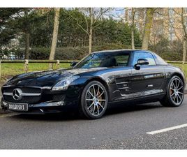 2010 MERCEDES-BENZ SLS AMG - AMG GULLWING