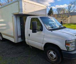 FORD E450 2011 FORD E-450, 6.8 GAS, 15 FOOT BOX WITH OVERHEAD