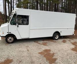 2014 FORD E450 STEP VAN! ONLY 86K! ONE OWNER! 17FT !!