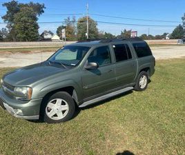 2003 CHEVY TRAILBLAZER EXT LT (3RD ROW SEATING)