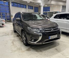 MITSUBISHI OUTLANDER FARMARI (AC) 4OV 1998CM3 // ADAPT VAKKARI / WEBASTO / LÄMMITETTÄVÄ RATTI //