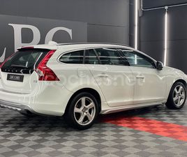 VOLVO V60 2.4 D5 MOMENTUM AUTO