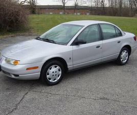 2000 SATURN SL1 LOW MILES!