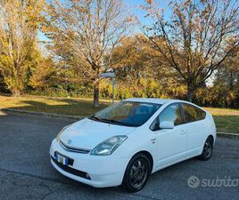 TOYOTA PRIUS BENZINA 1.5 IBRIDO