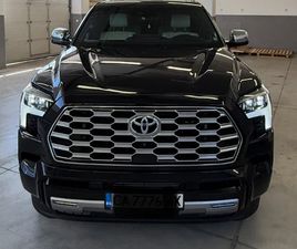 TOYOTA SEQUOIA CAPSTONE