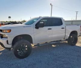 CHEVROLET SILVERADO 5.3 K1500 CUSTOM ≫ 2021 • 23 000 EUR • ID