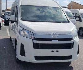 TOYOTA HI ROOF BUS V6 2023 15 SEATER