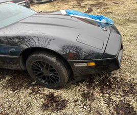 CORVETTE CORVETTE C4 V8 AUT, TARGADACH