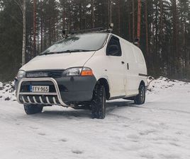 TOYOTA HIACE LYHYT NELIVETO