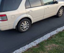 (REDUCED PRICE) 2009 FORD TAURUS X