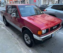 ISUZU KB 4X4 PICKUP WHIT A/C AND P/STEERING