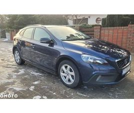 VOLVO V40 CROSS COUNTRY D2 MOMENTUM