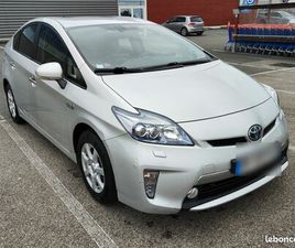 TOYOTA PRIUS 1.8 HYBRIDE RECHARGEABLE 136CH LOUNGE