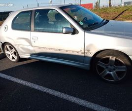 VOITURE VOITURE INTÉRESSANTE POUR LES PASSIONNÉS DE RALLYE