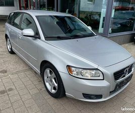 VOLVO V50 D2 VOLVO V50 D2 115CH MOMENTUM - ATTELAGE - HISTORIQUE D'ENTRETIEN COMPLET