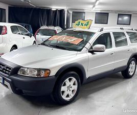 VOLVO XC70 D5 VOLVO XC70 2.4 D5 CROSS COUNTRY 185 CH 4X4 AWD BVA - ATTELAGE - 169000 KM