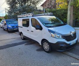 RENAULT TRAFIC 6 PLACES CABINE APPROFONDIE CT OK