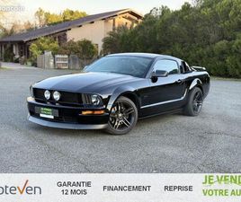 FORD MUSTANG GT 4.6 V8 BOÎTE AUTOMATIQUE FULL BLACK