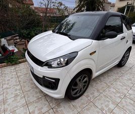 LIGIER JS 50 VOITURE SANS PERMIS