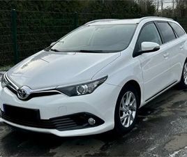TOYOTA AURIS TOURING SPORTS