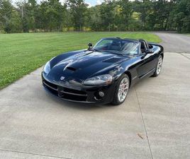 2004 DODGE VIPER BLACK MAMBA