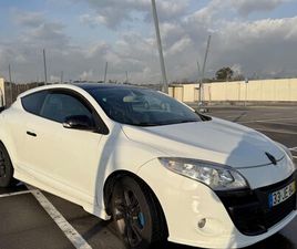 RENAULT MÉGANE COUPÉ 1.5 WORLD SERIES