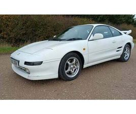 1998 TOYOTA MR2 BLANC MANUEL, 5 VITESSES CONDUITE À DROIT...