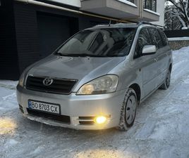 TOYOTA AVENSIS VERSO 2001