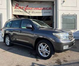 200 V8 D-4D EXECUTIVE 7 POSTI+GANCIO TRAINO